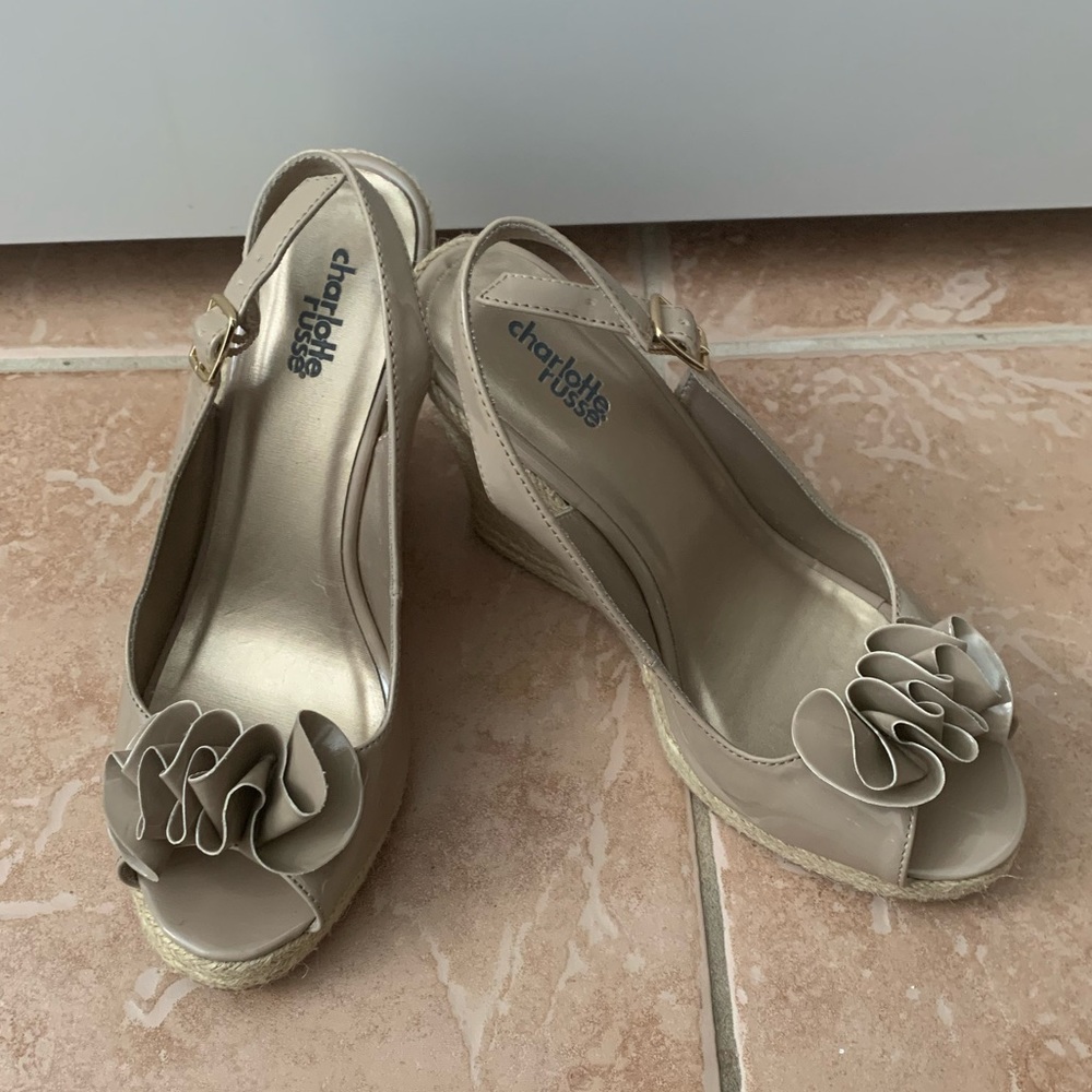 Charlotte Russe Women's Cream Wedge Sandals